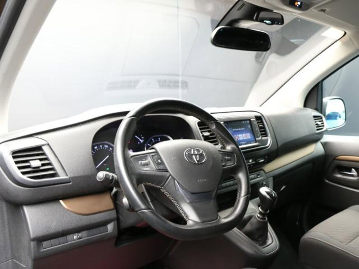 Toyota Proace Verso Verso 2.0D 14CV L1 D Executive (13)