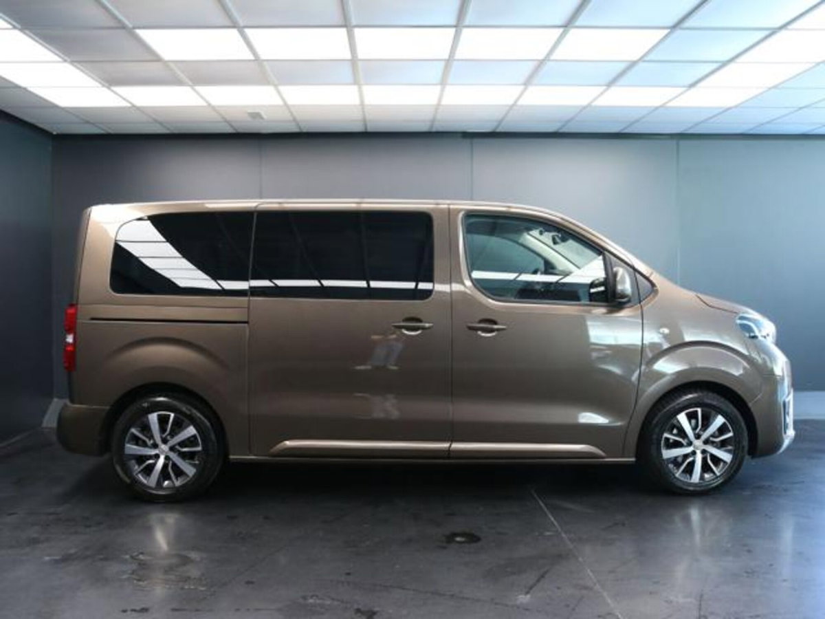 Toyota Proace Verso Verso 2.0D 14CV L1 D Executive (3)