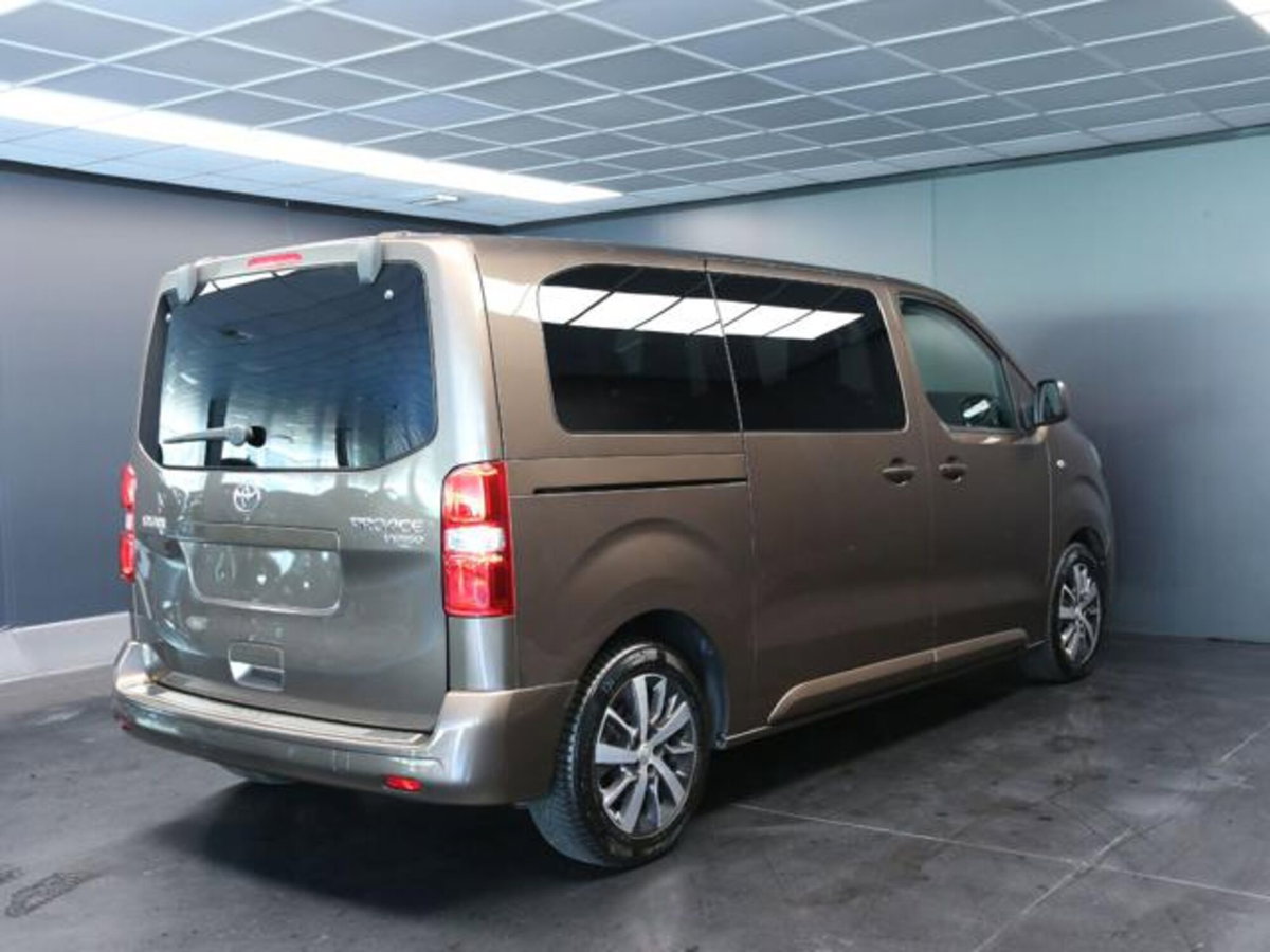 Toyota Proace Verso Verso 2.0D 14CV L1 D Executive (5)