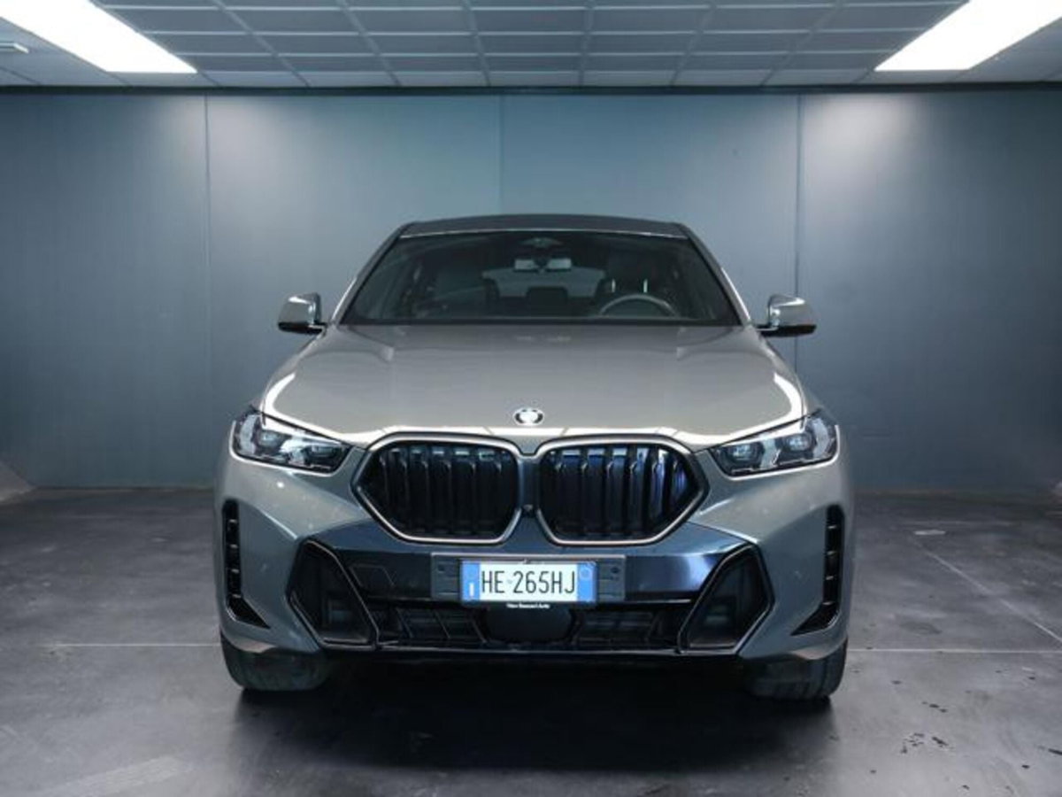 BMW X6 xDrive40d 48V Msport (2)