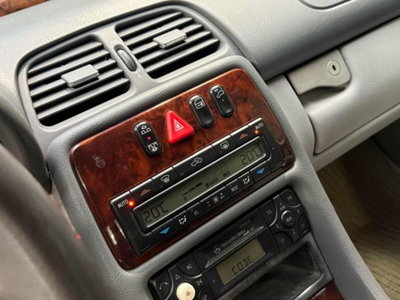 Mercedes-Benz CLK 200 Kompressor cat Cabrio Elegance (14)