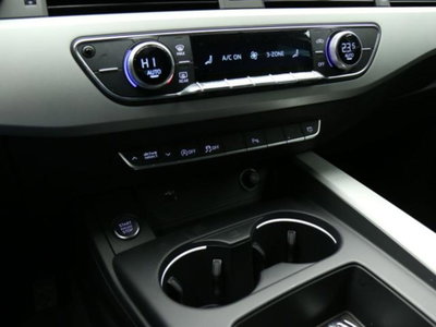 Audi A4 Avant 30 TDI/136 CV S tronic Business Advanced (13)