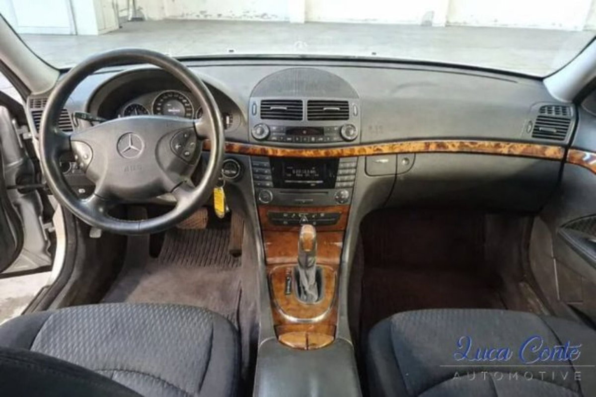 Mercedes-Benz Classe E Station Wagon 270 CDI cat Elegance (10)