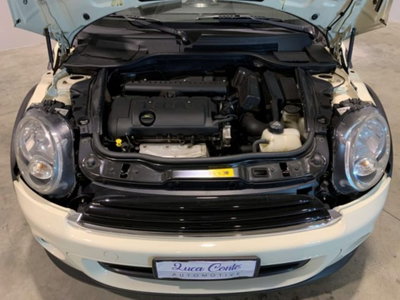 MINI Mini 1.6 16V One (72kW) (10)