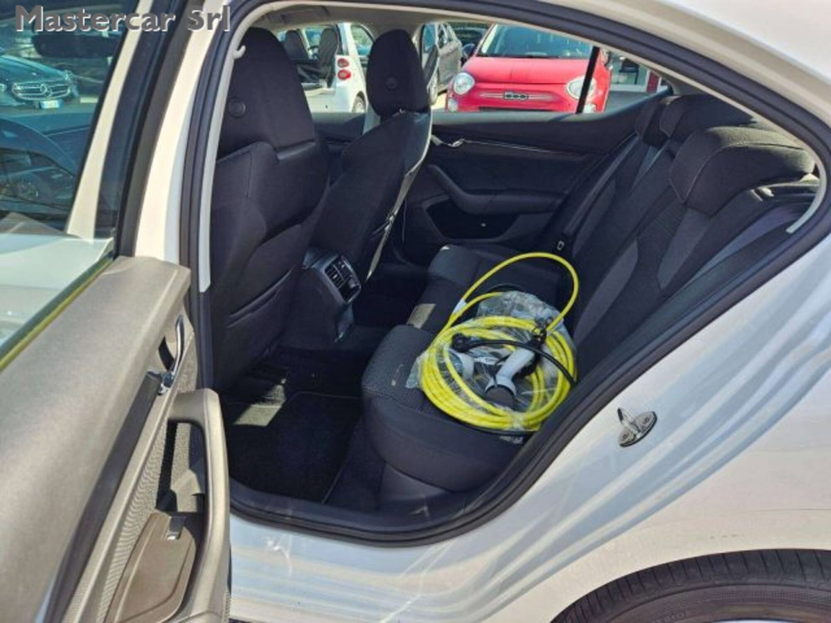 Skoda Octavia 1.4 TSI DSG Style (14)