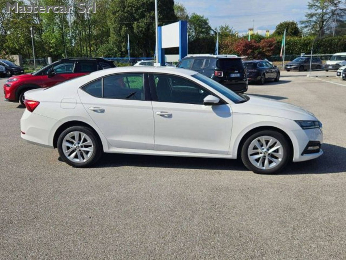 Skoda Octavia 1.4 TSI DSG Style (4)