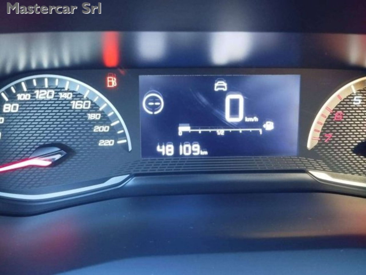 Peugeot 208 1.2 puretech Active s&s 75cv (8)