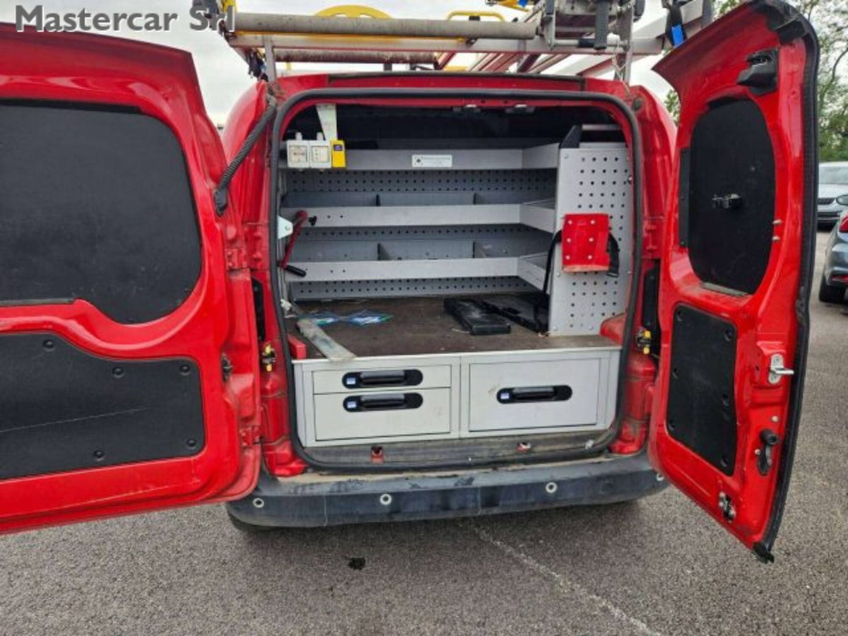 Fiat Fiorino 1.3 MJT 95CV Furgone (14)