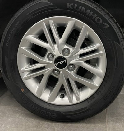 Kia Picanto 1.0 12V 5 porte AMT Urban (19)