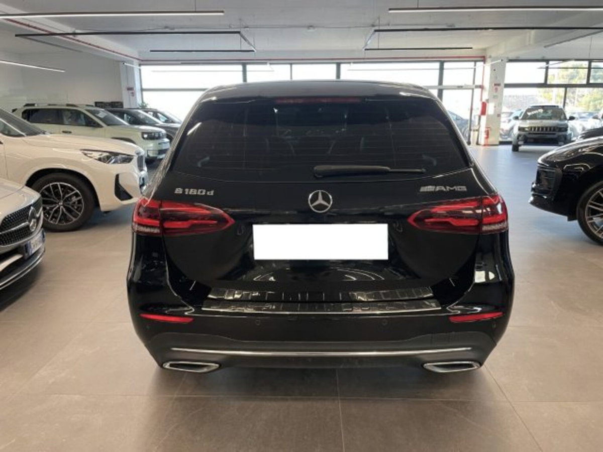 Mercedes-Benz Classe B 180 d Automatic Sport Plus (16)