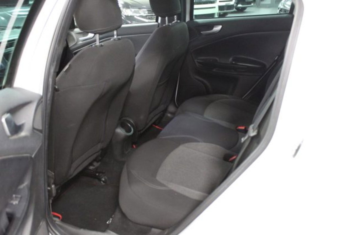 Alfa Romeo Giulietta 1.6 JTDm Sport 120cv (11)