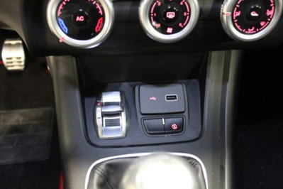 Alfa Romeo Giulietta 1.6 JTDm Sport 120cv (17)