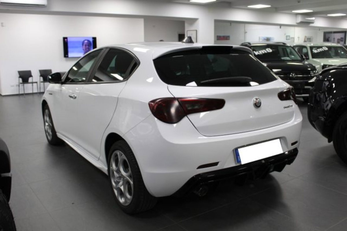 Alfa Romeo Giulietta 1.6 JTDm Sport 120cv (18)