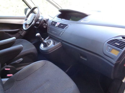 Citroen C4 Picasso 1.8 Classique (10)