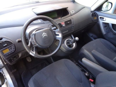 Citroen C4 Picasso 1.8 Classique (15)