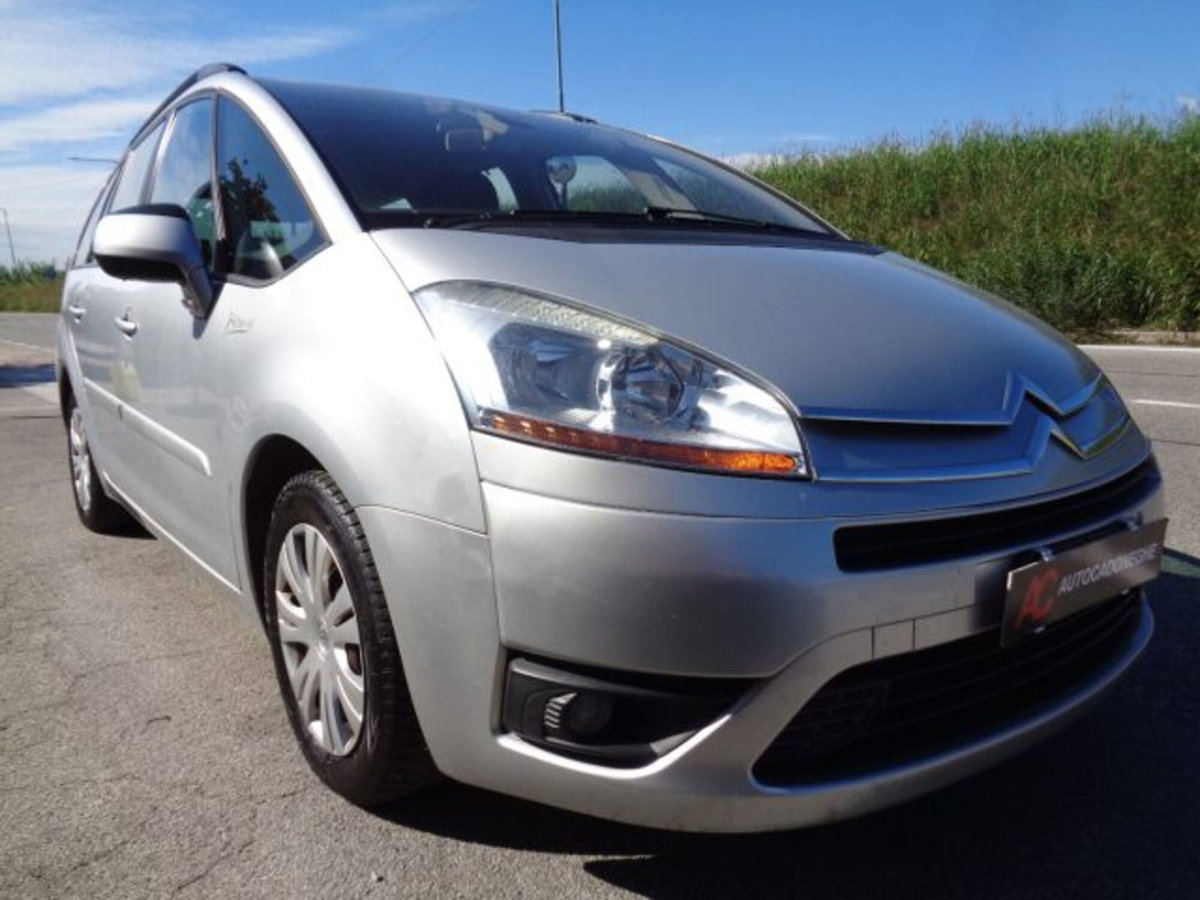 Citroen C4 Picasso 1.8 Classique (4)