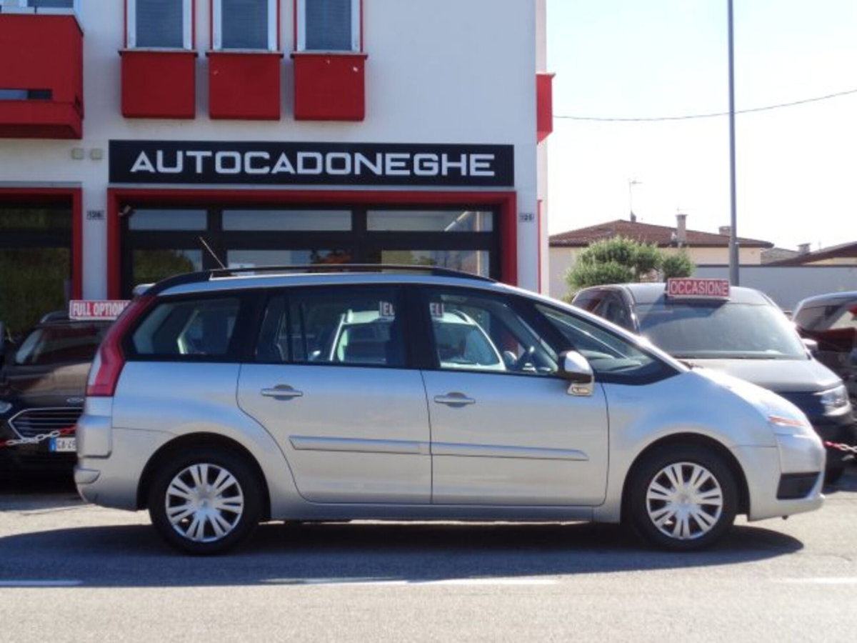 Citroen C4 Picasso 1.8 Classique (5)