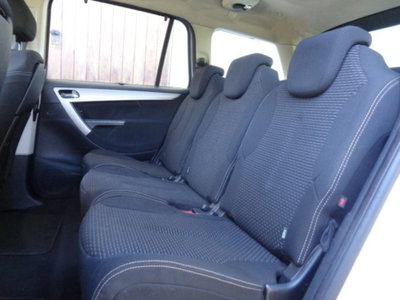 Citroen C4 Picasso 1.8 Classique (9)