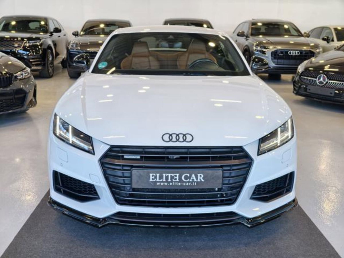 Audi TT Coupé 2.0 TFSI quattro S tronic S line (2)