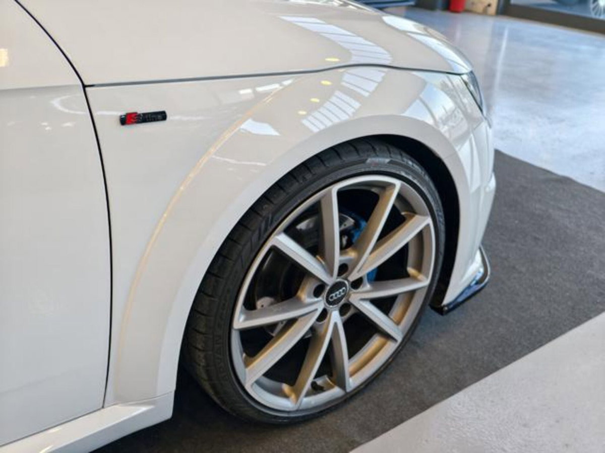 Audi TT Coupé 2.0 TFSI quattro S tronic S line (7)