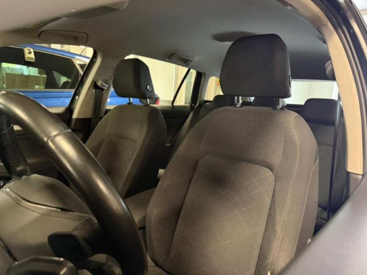 Volkswagen Golf Variant 1.5 TGI DSG Life (17)