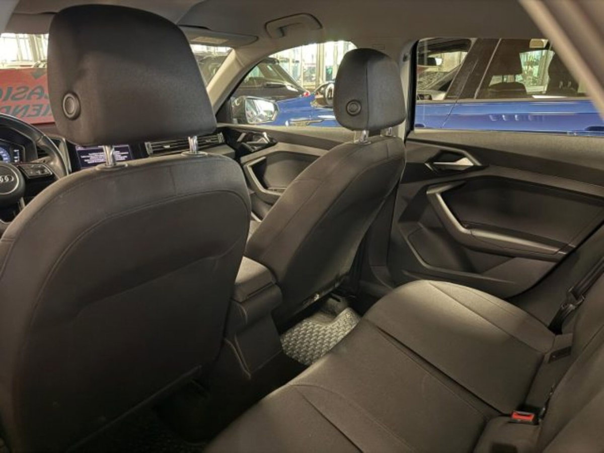 Audi A1 Sportback 25 TFSI S tronic Admired (11)