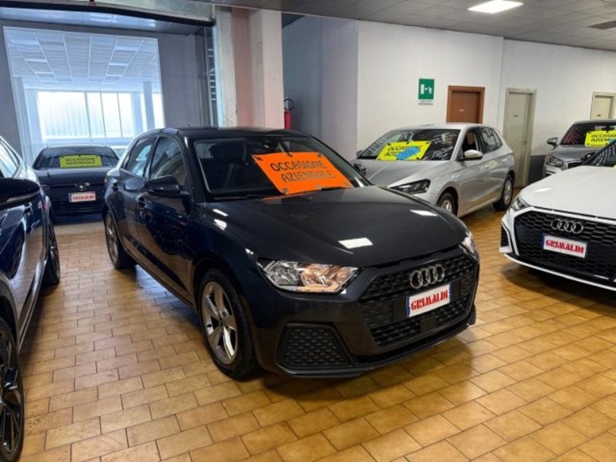 Audi A1 Sportback 25 TFSI S tronic Admired (4)