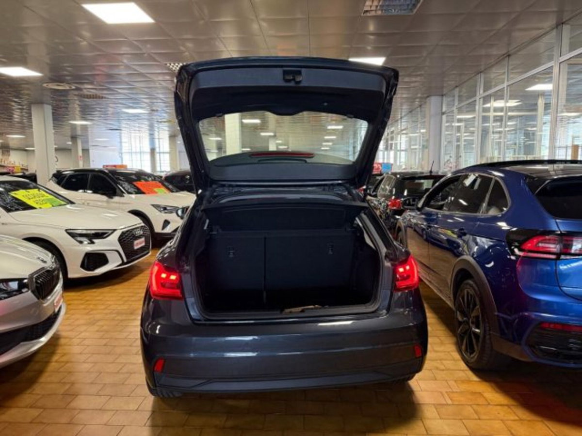 Audi A1 Sportback 25 TFSI S tronic Admired (6)