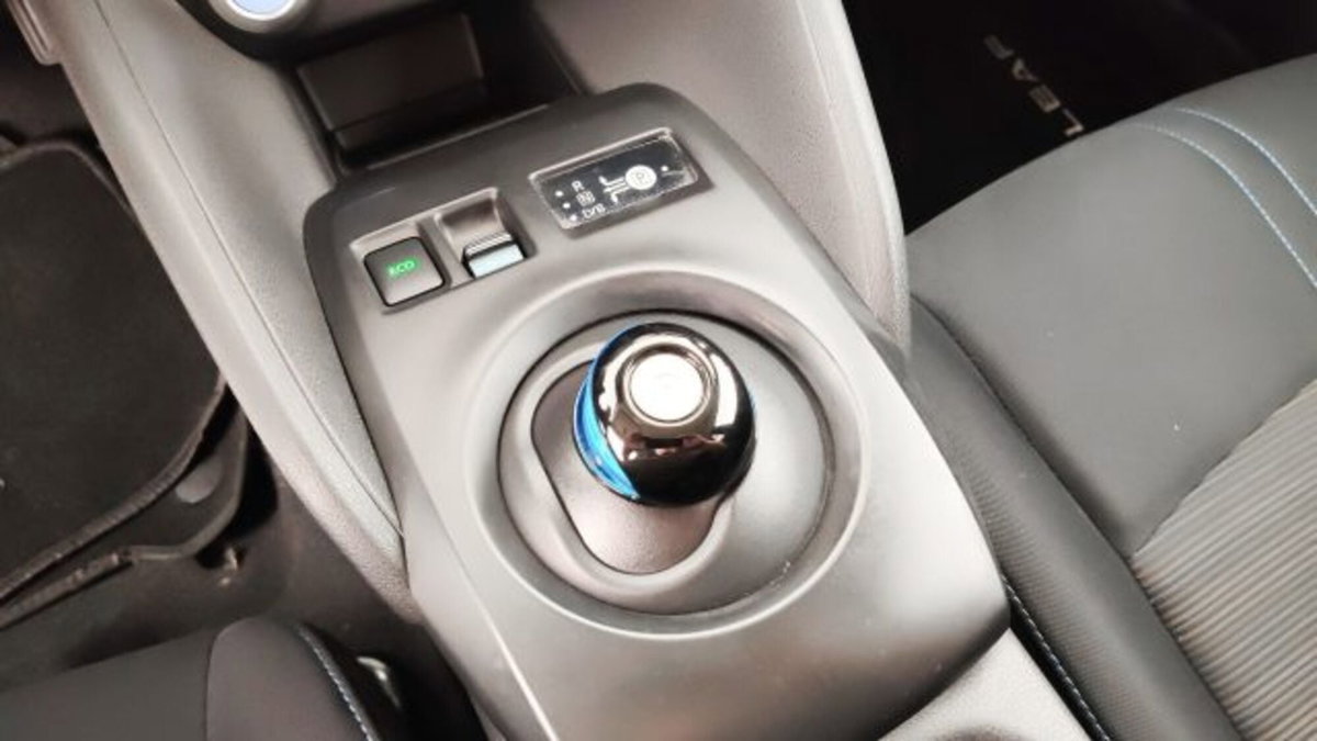 Nissan Leaf 62kWh N-Style e+ 217cv (13)
