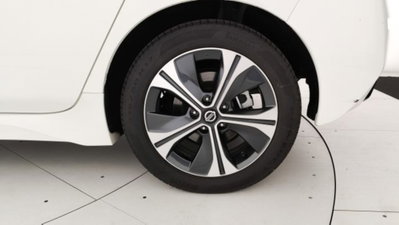 Nissan Leaf 62kWh N-Style e+ 217cv (17)