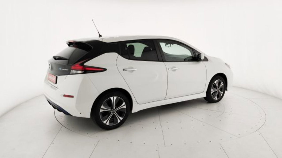 Nissan Leaf 62kWh N-Style e+ 217cv (19)