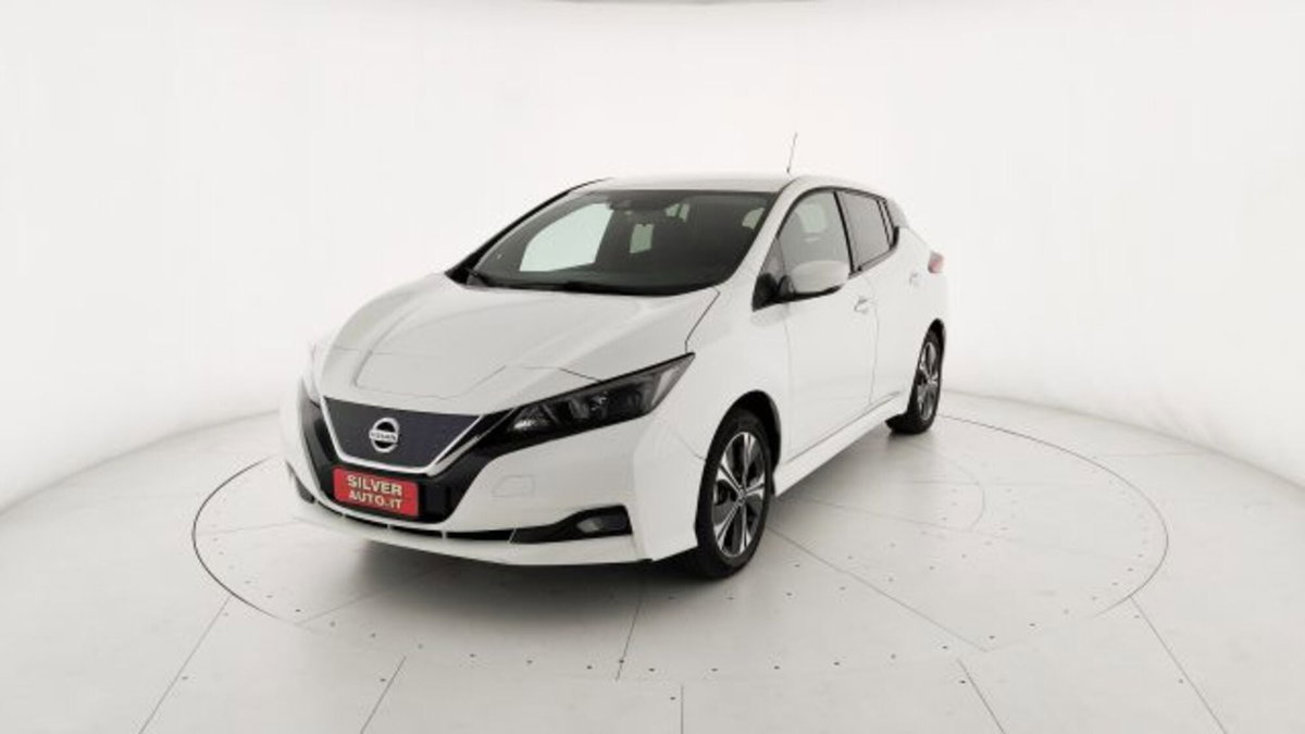 Nissan Leaf 62kWh N-Style e+ 217cv (3)
