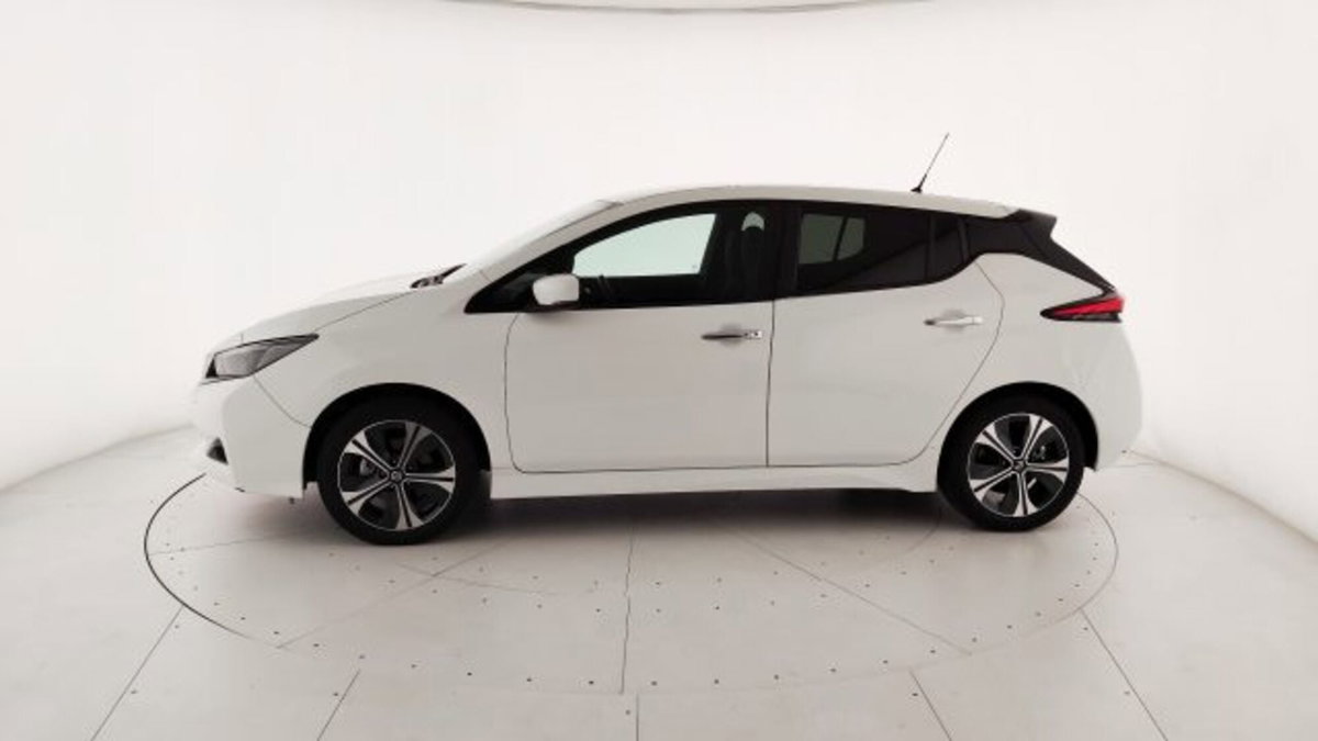 Nissan Leaf 62kWh N-Style e+ 217cv (4)