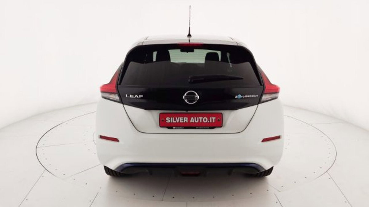 Nissan Leaf 62kWh N-Style e+ 217cv (6)