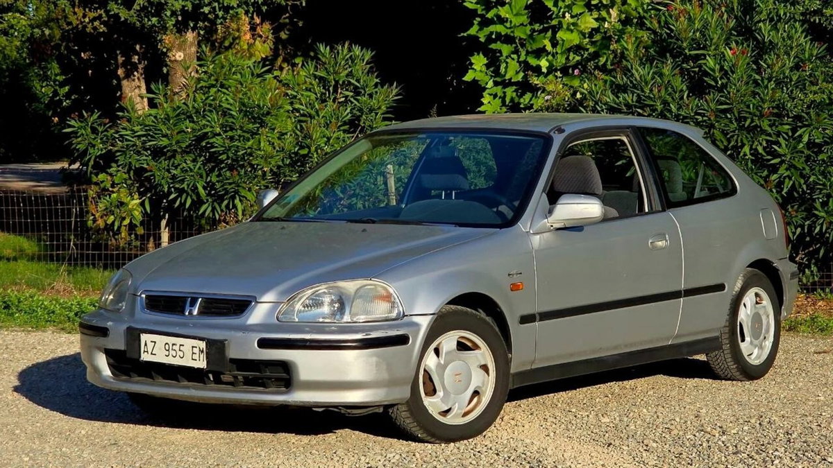 Honda Civic 1.4i 16V cat 3 porte S
