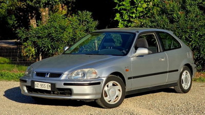 Honda Civic 1.4i 16V cat 3 porte S usata