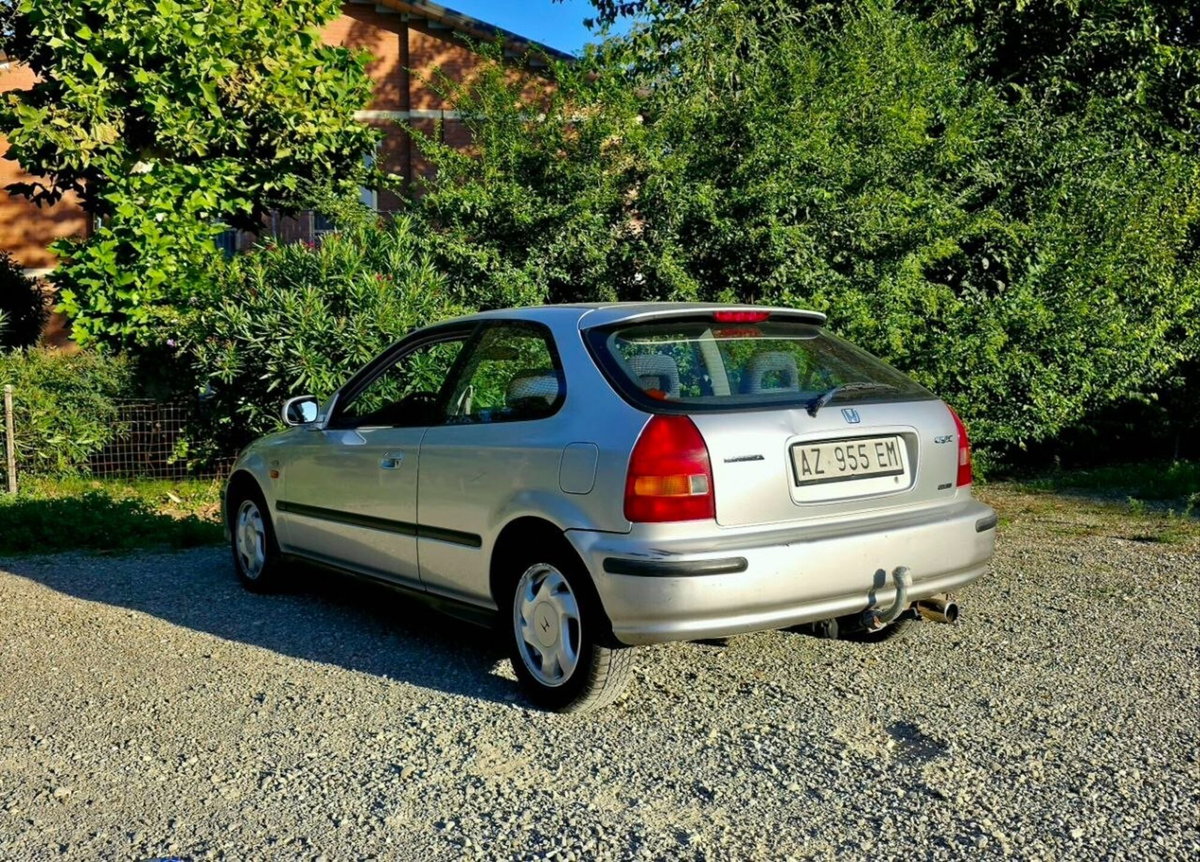 Honda Civic 1.4i 16V cat 3 porte S (14)