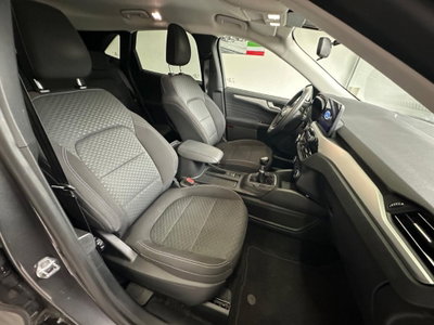 Ford Kuga 1.5 EcoBoost 120 CV 2WD (10)
