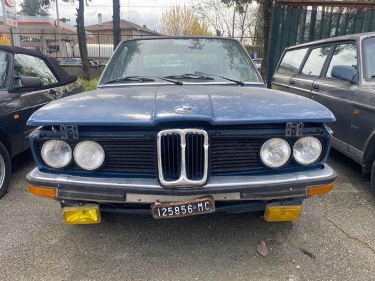 BMW Serie 5 520 (2)