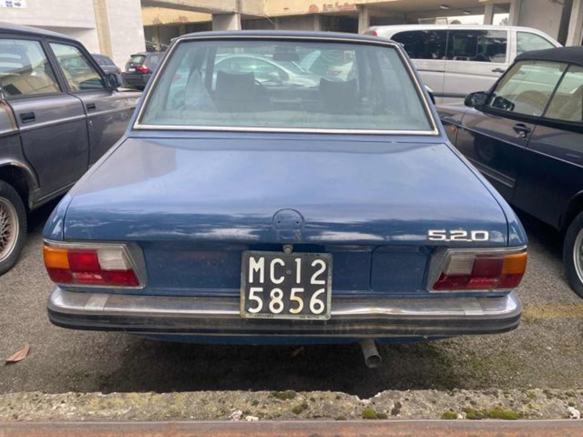 BMW Serie 5 520 (6)