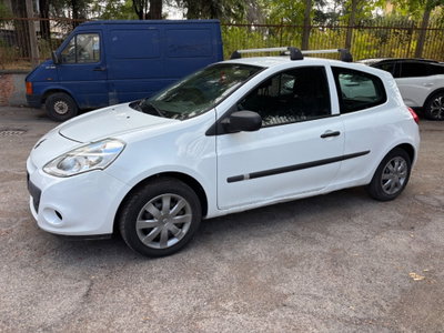 Renault Clio 1.2 3 porte Van Long Life usata