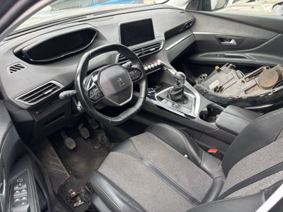 Peugeot 5008 BlueHDi 130 S&S Active Pack (6)