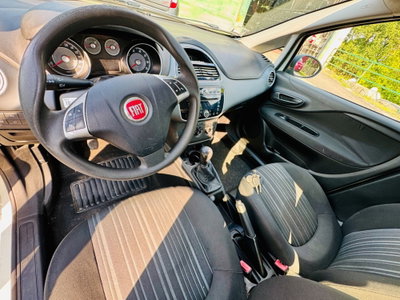 Fiat Punto Evo 1.3 Mjt 75 CV 5 porte Dynamic (10)