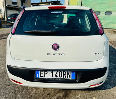 Fiat Punto Evo 1.3 Mjt 75 CV 5 porte Dynamic (8)