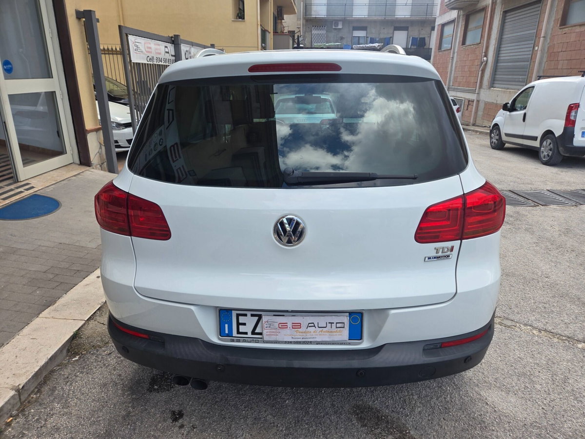 Volkswagen Tiguan 2.0 TDI 140 CV Sport & Style BlueMotion Technology (3)