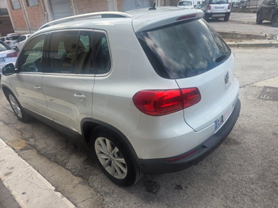 Volkswagen Tiguan 2.0 TDI 140 CV Sport & Style BlueMotion Technology (4)
