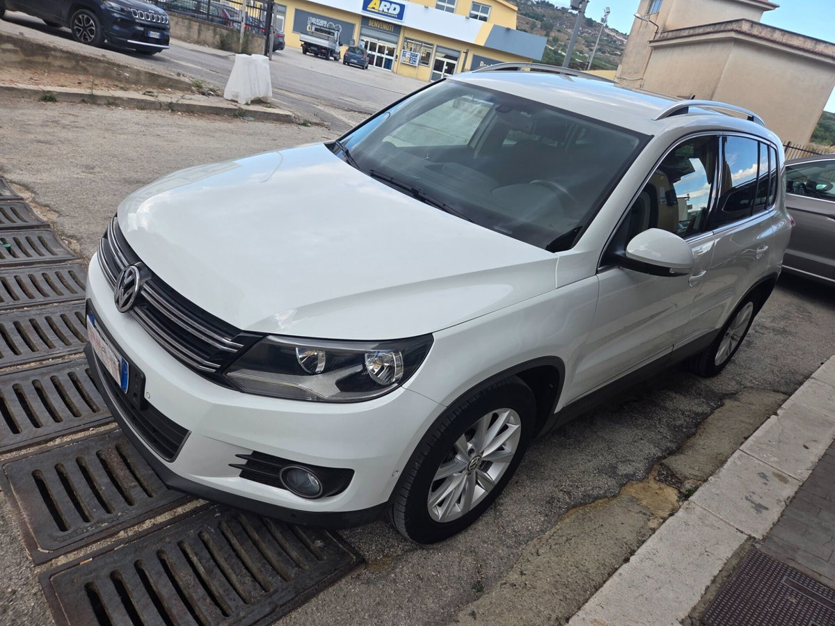 Volkswagen Tiguan 2.0 TDI 140 CV Sport & Style BlueMotion Technology (6)