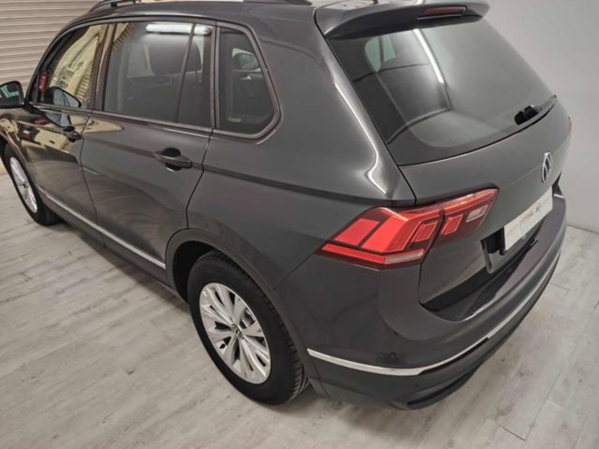 Volkswagen Tiguan 1.5 TSI ACT Life (3)