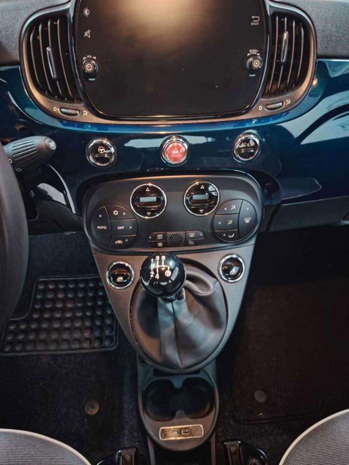 Fiat 500 1.2 Lounge (9)