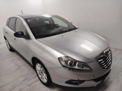 Lancia Delta 1.6 MJT DPF Business (2)
